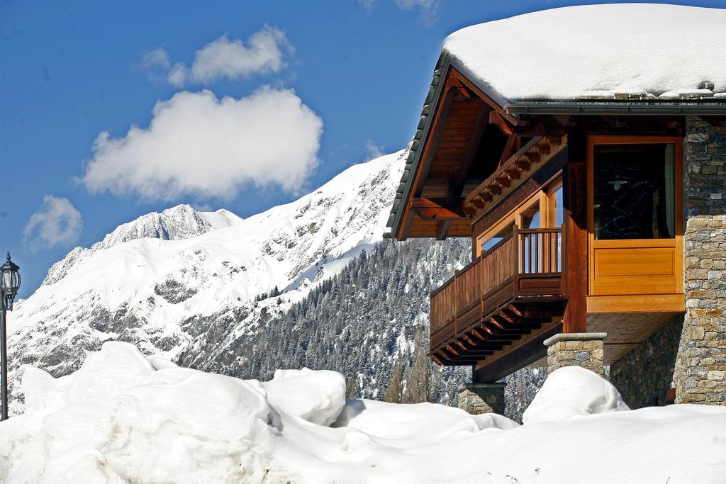 Hotel Les Combes La Salle Esterno foto