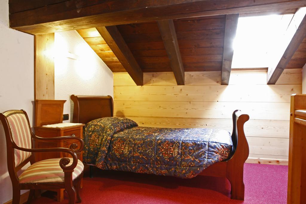 Hotel Les Combes La Salle Camera foto